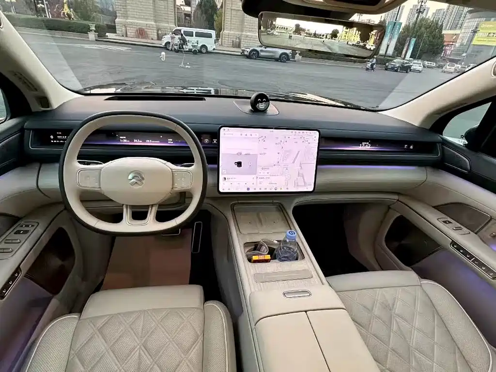 NIO ES8 — миниатюра 5