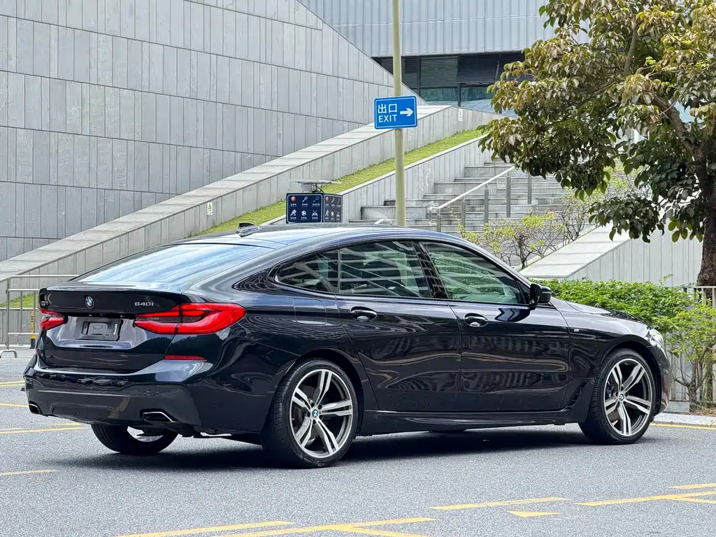 BMW 6 GT 2018 640i xDrive M Sport