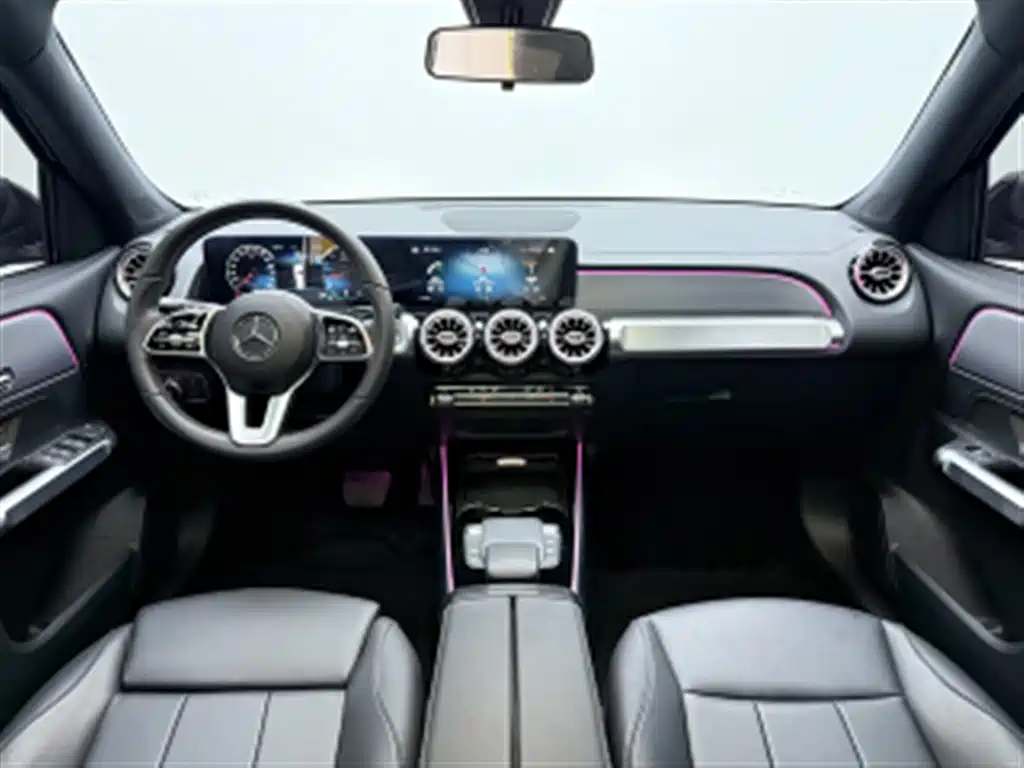 Mercedes-Benz GLB — миниатюра 4
