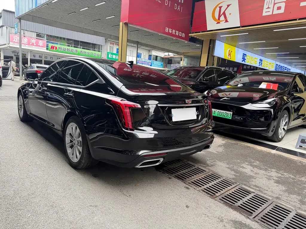 Cadillac CT5 — миниатюра 6