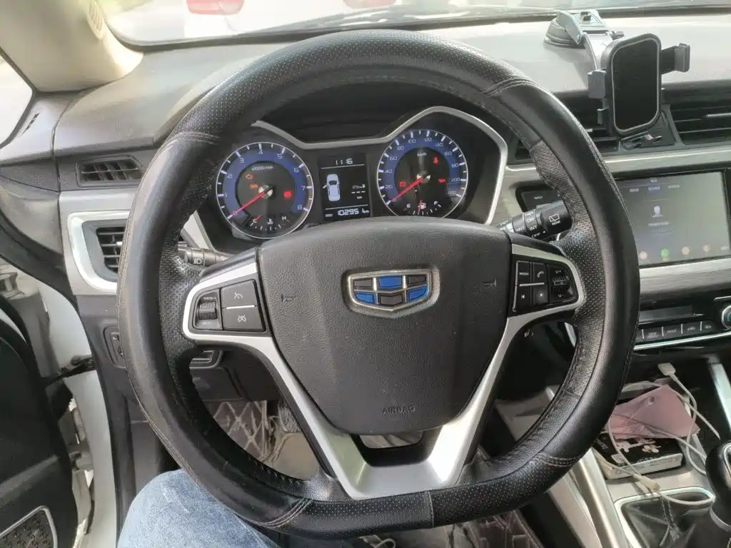 Geely Vision X3 — миниатюра 3