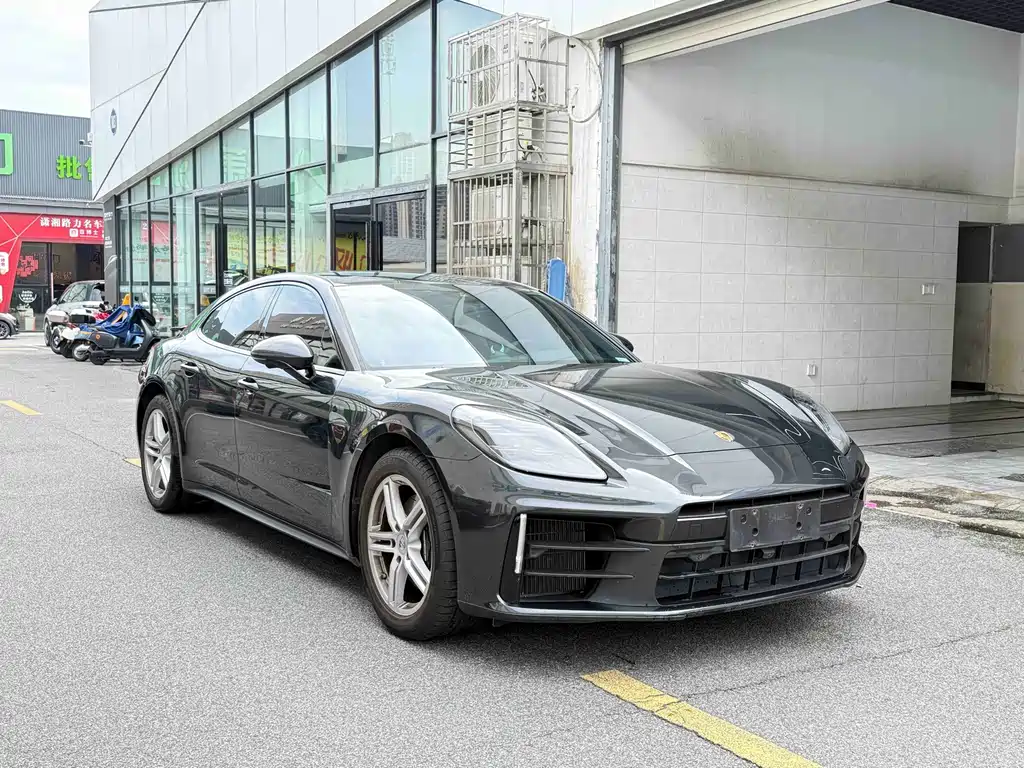 Porsche Panamera — миниатюра 3