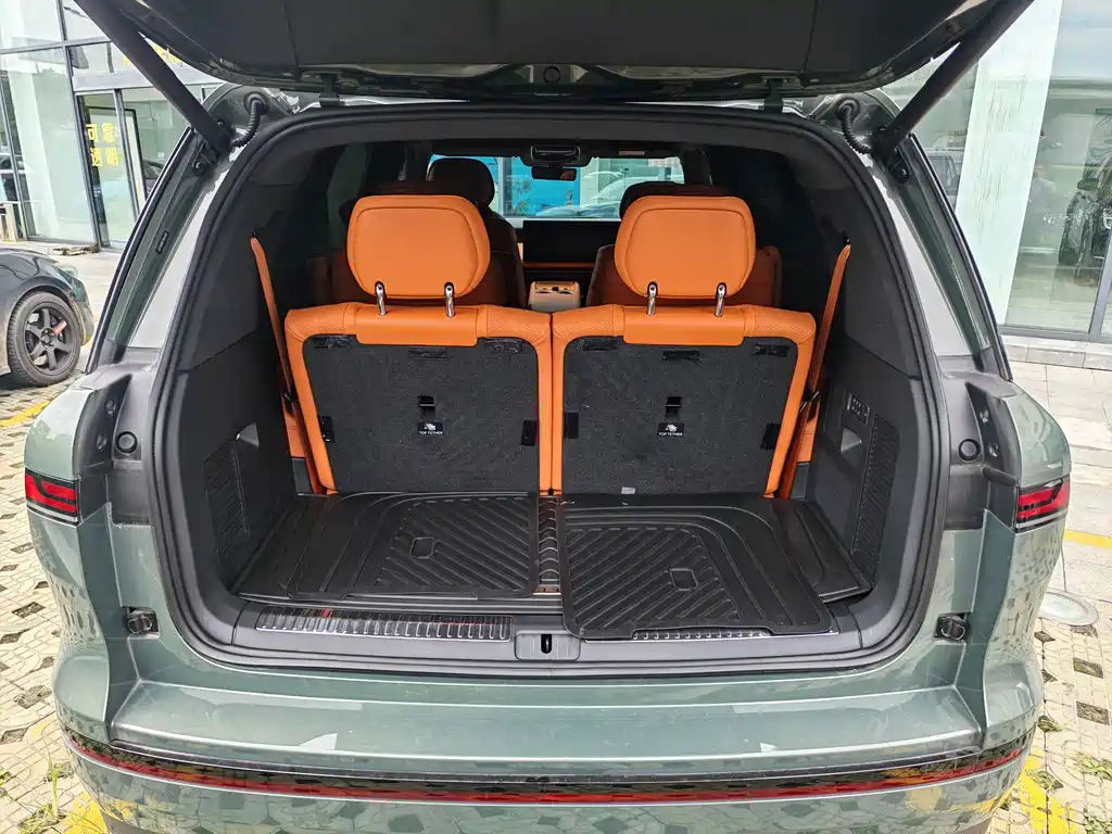 Volkswagen ID.ERA 9X — миниатюра 2