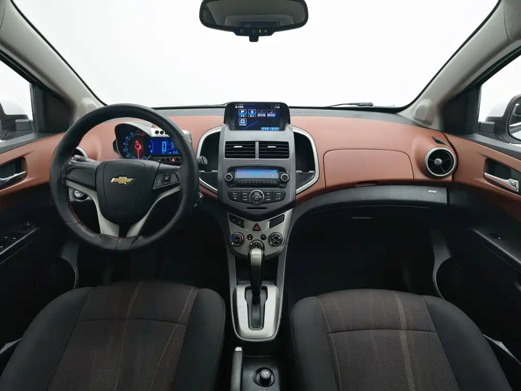 Chevrolet Aveo — миниатюра 5