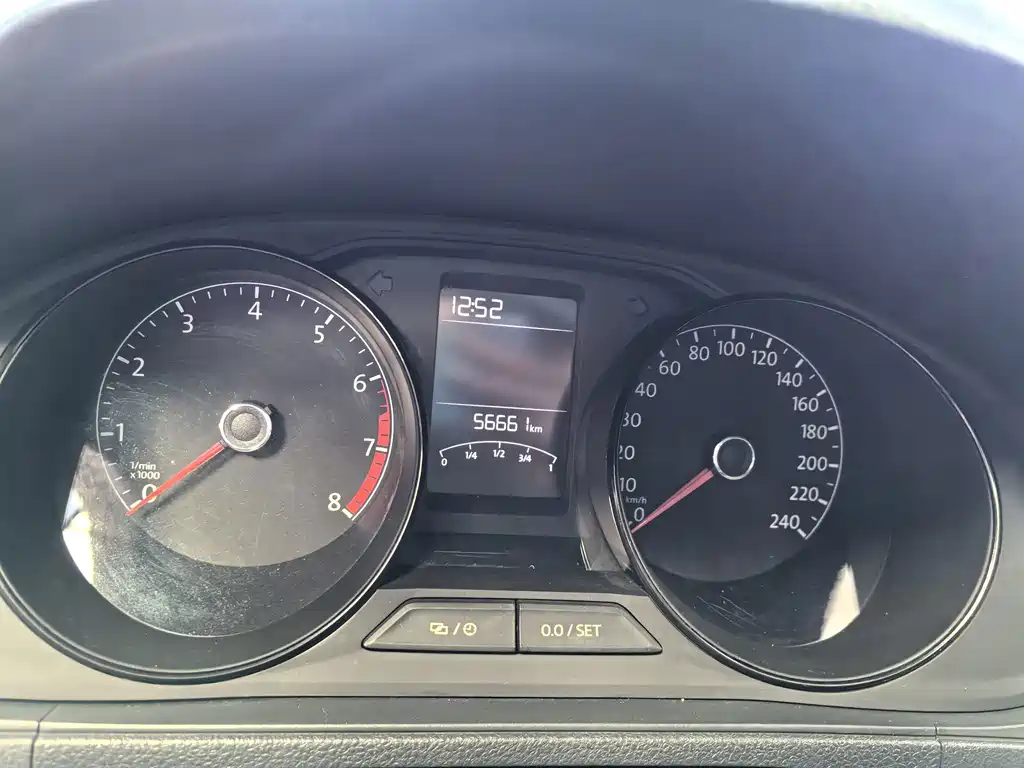 Volkswagen Lavida — миниатюра 12