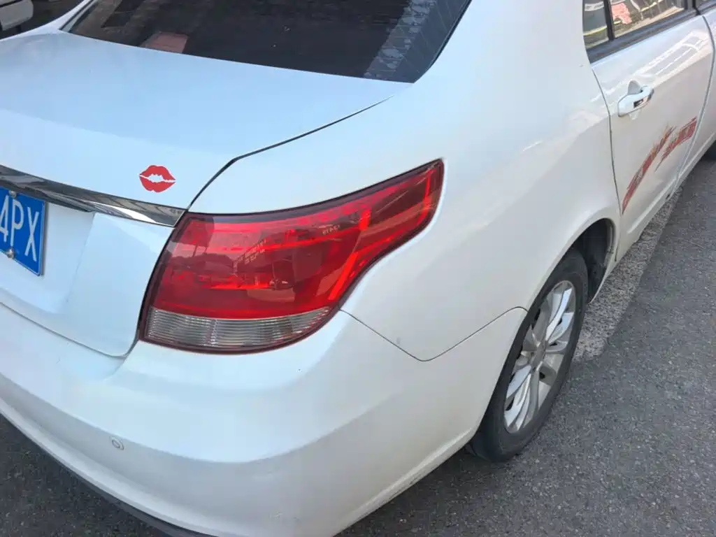Geely Vision — миниатюра 8