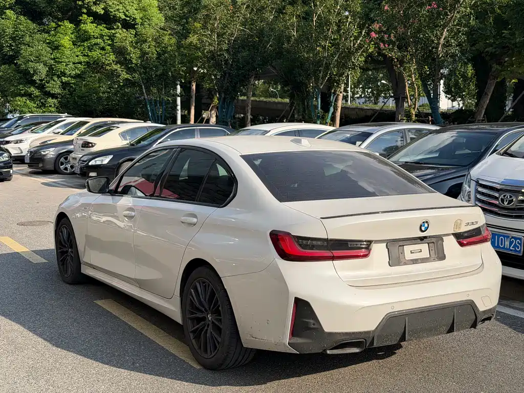 BMW 3 Series — миниатюра 10