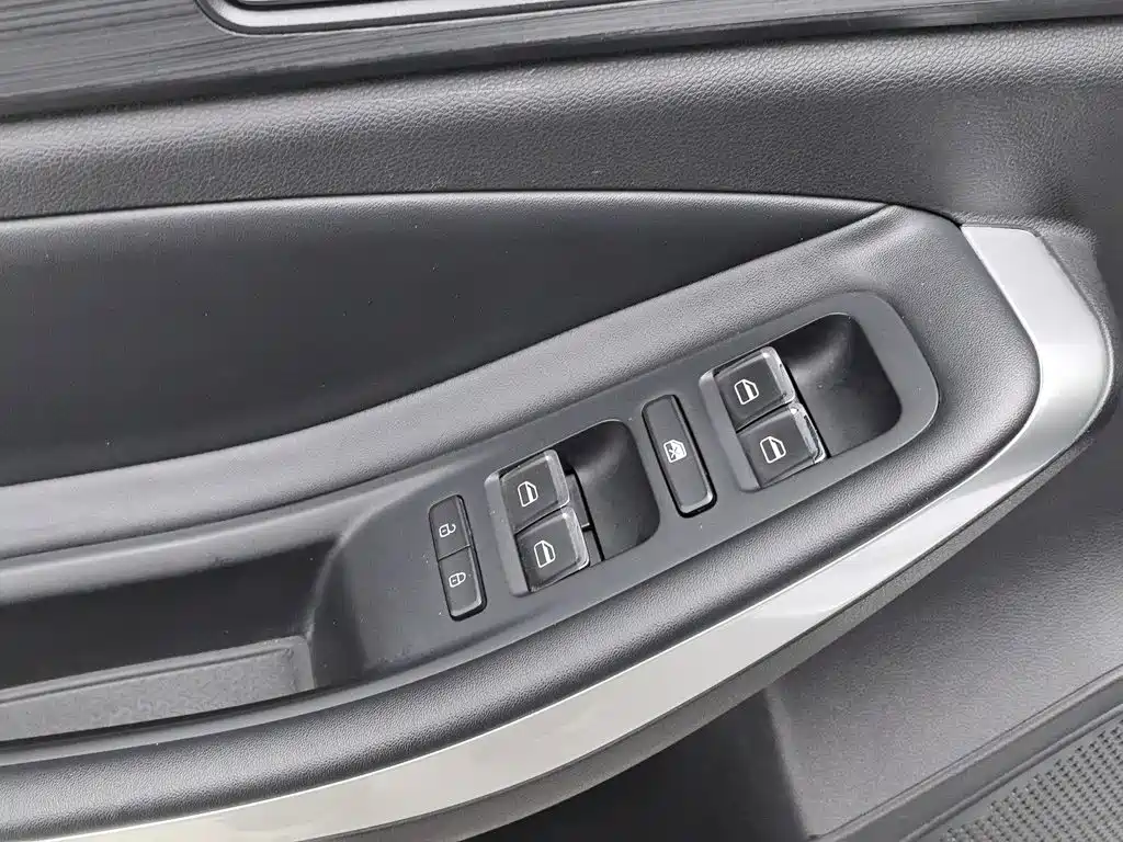 Chery Arrizo 5 — миниатюра 9