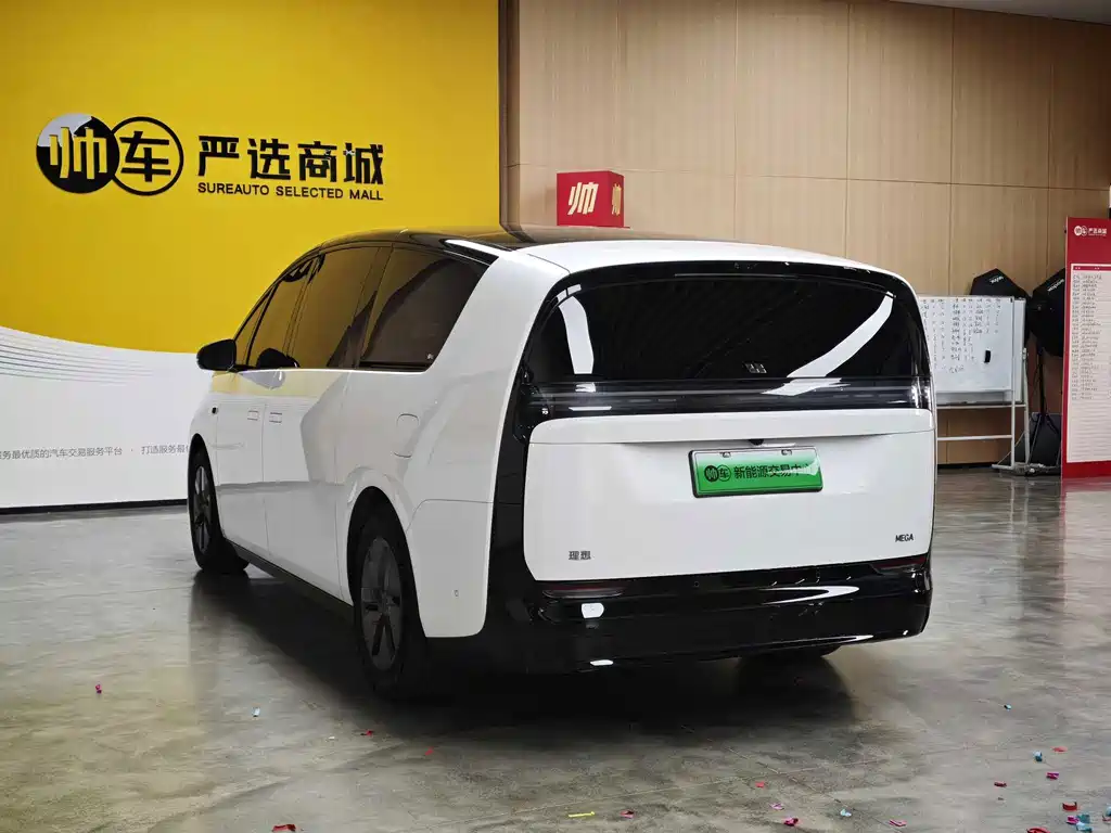 Li Auto Li MEGA — миниатюра 5