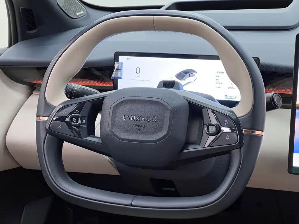 Lynk & Co Z20 — миниатюра 23
