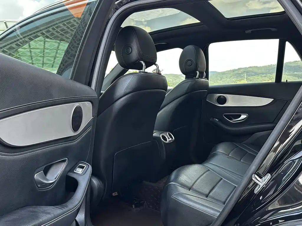 Mercedes-Benz GLC 2017 GLC 200 4MATIC
