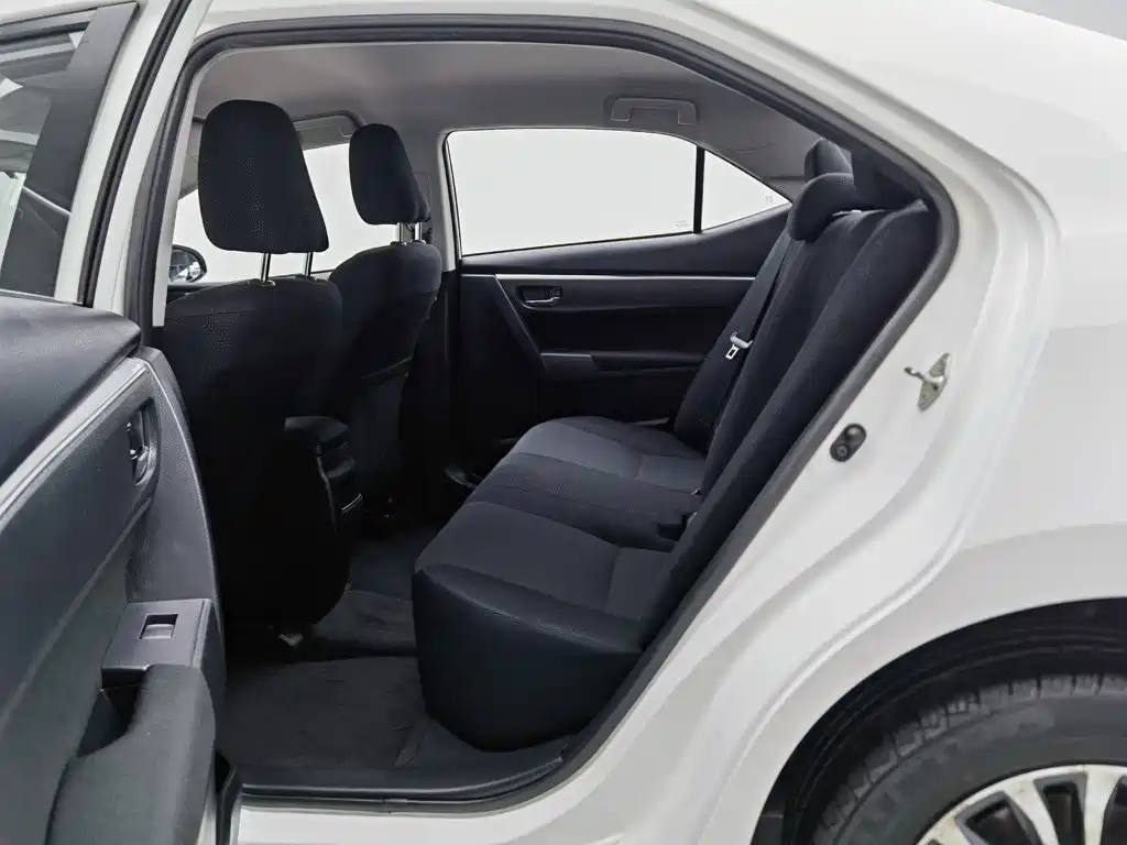 Toyota Corolla — миниатюра 15