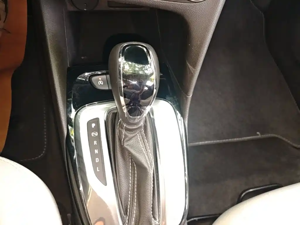 Buick Excelle — миниатюра 14