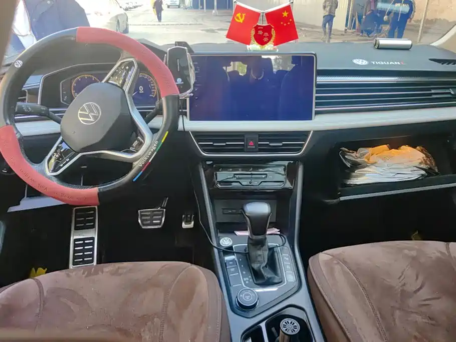 Volkswagen Tiguan L — миниатюра 12