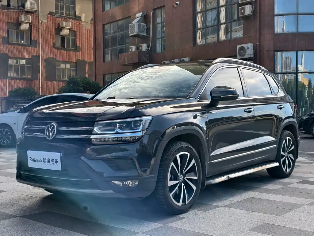 Volkswagen Tharu 2020 330TSI Luxury VI
