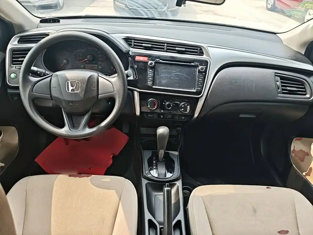 Honda City — миниатюра 10