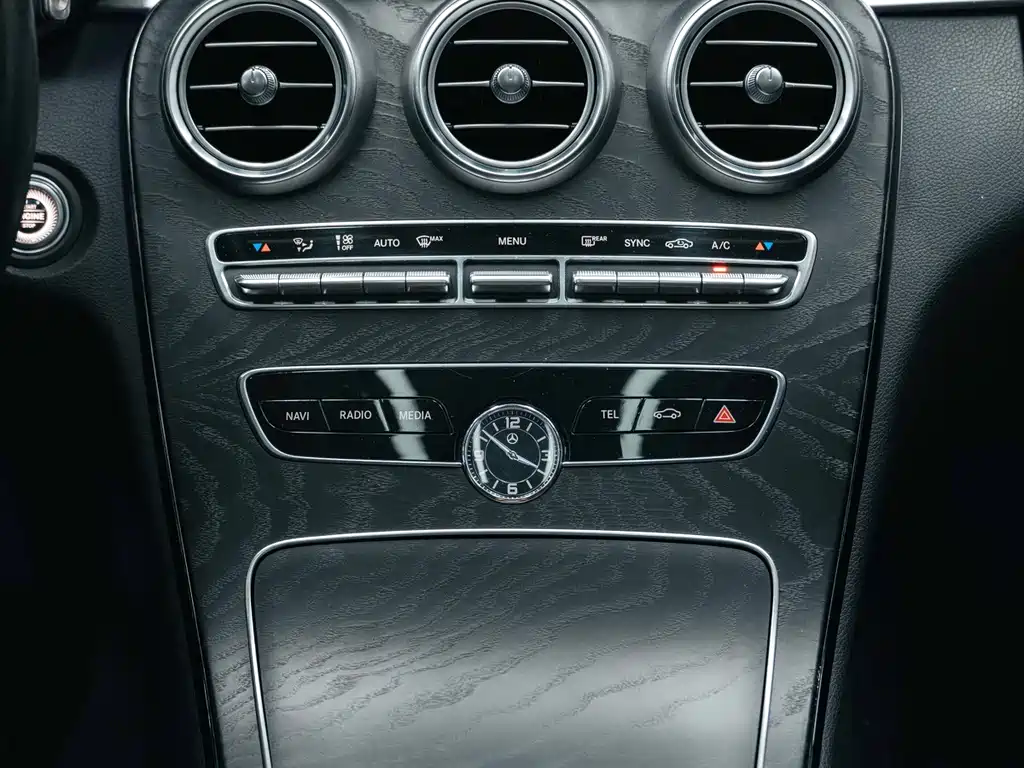 Mercedes-Benz C-Class (Import) — миниатюра 23