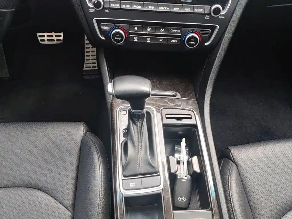 Kia K5 — миниатюра 14