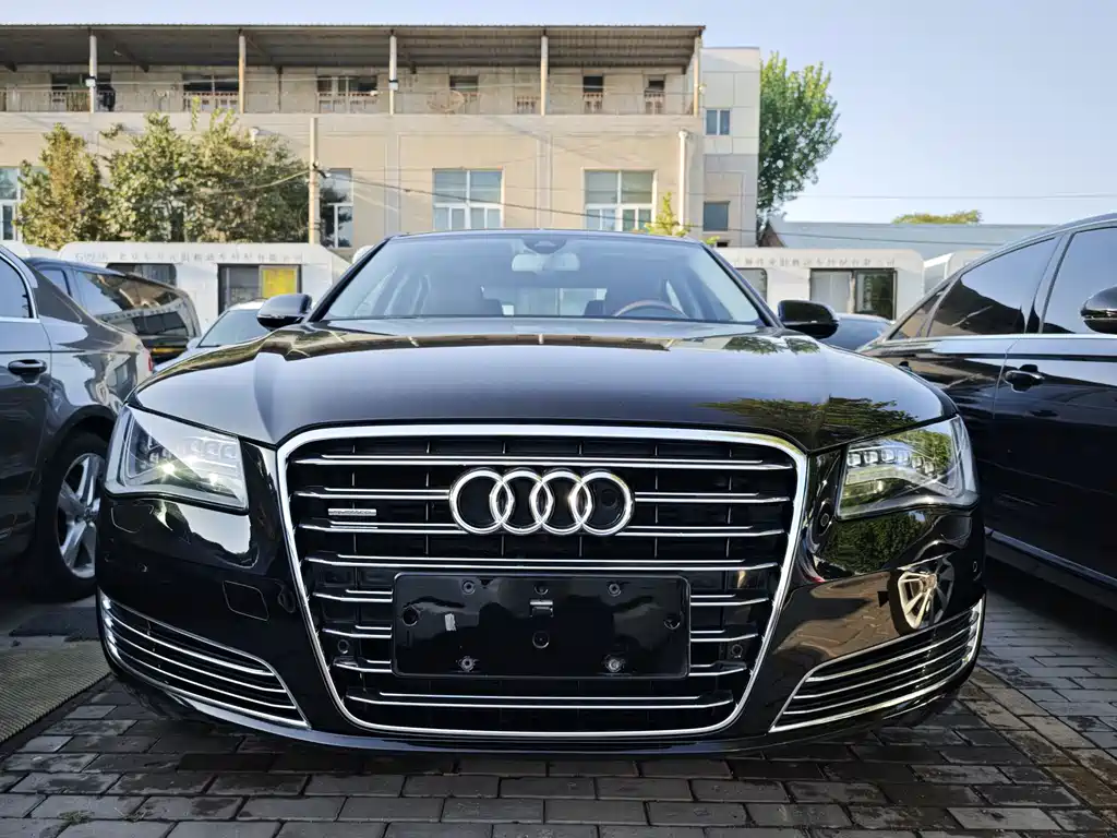 Audi A8 — миниатюра 2