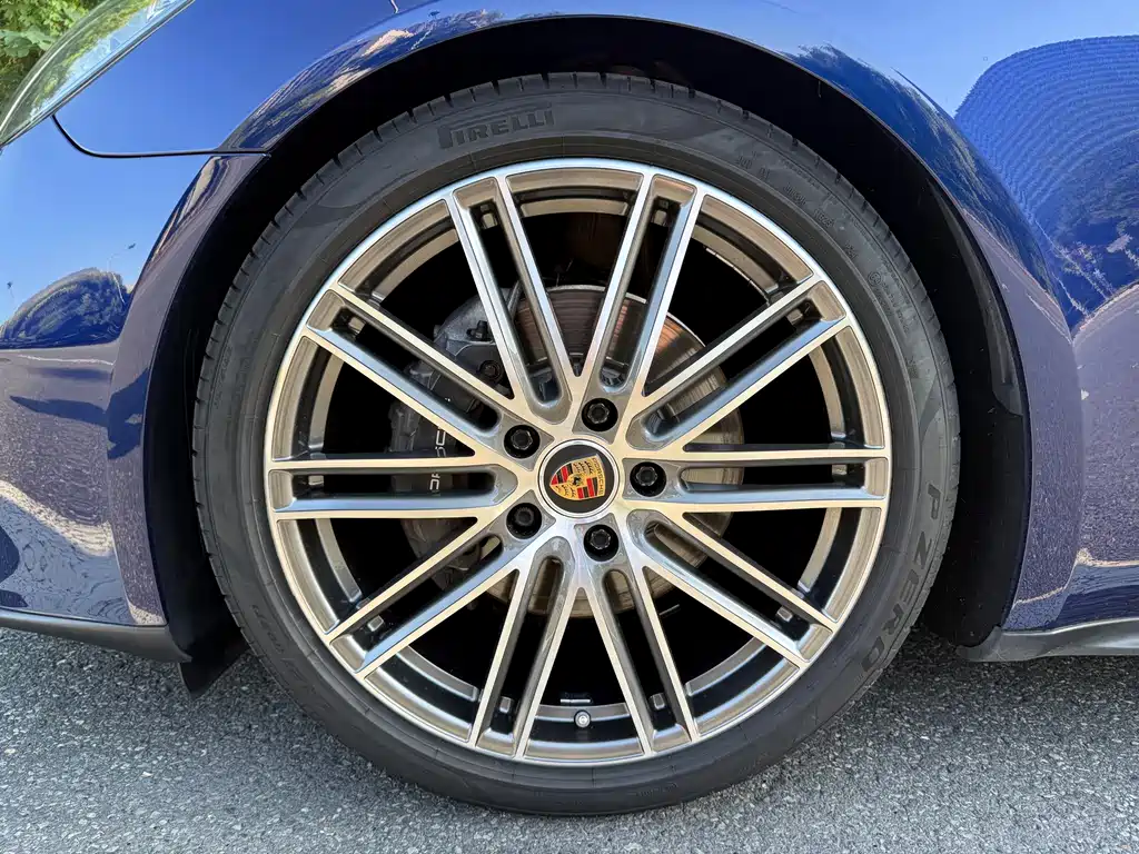 Porsche Panamera — миниатюра 9