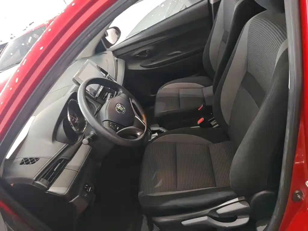 Toyota Vios FS — миниатюра 15