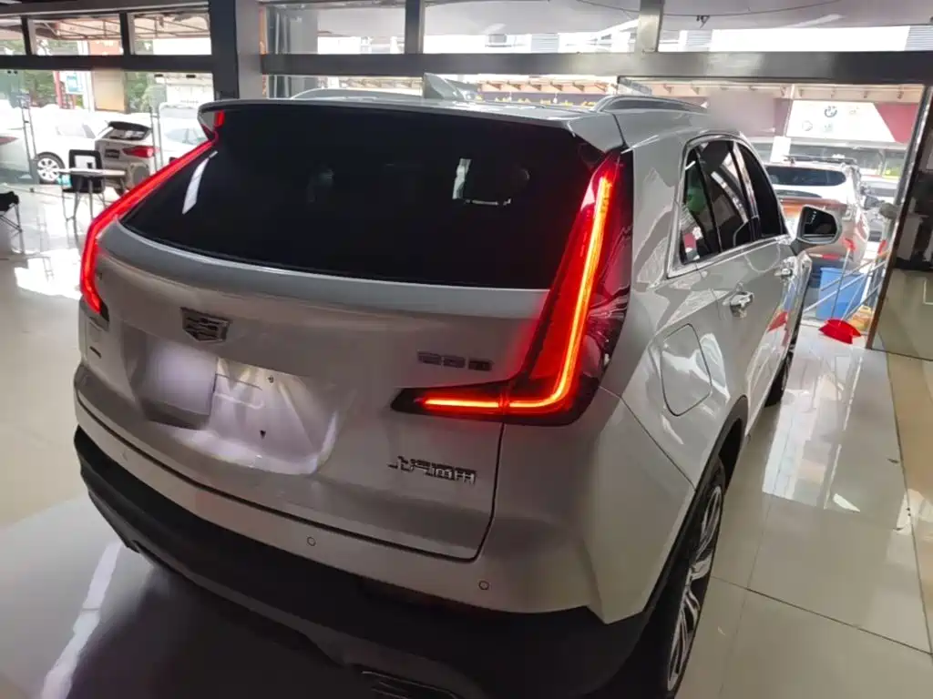 Cadillac XT4 — миниатюра 7