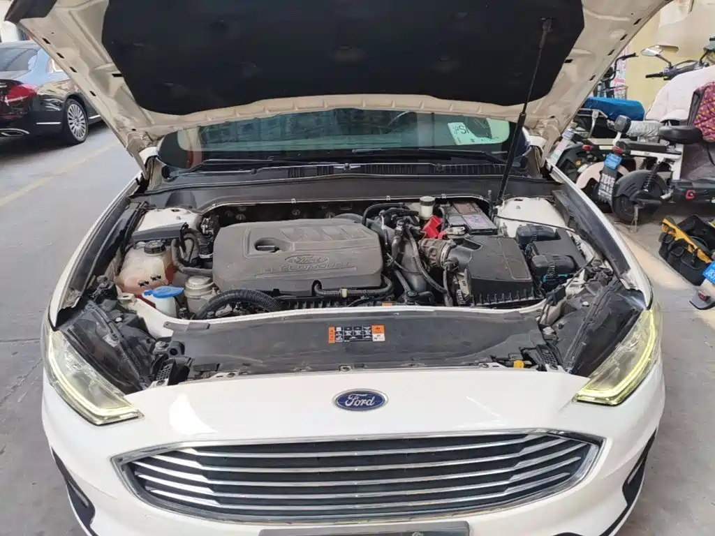 Ford Mondeo — миниатюра 20