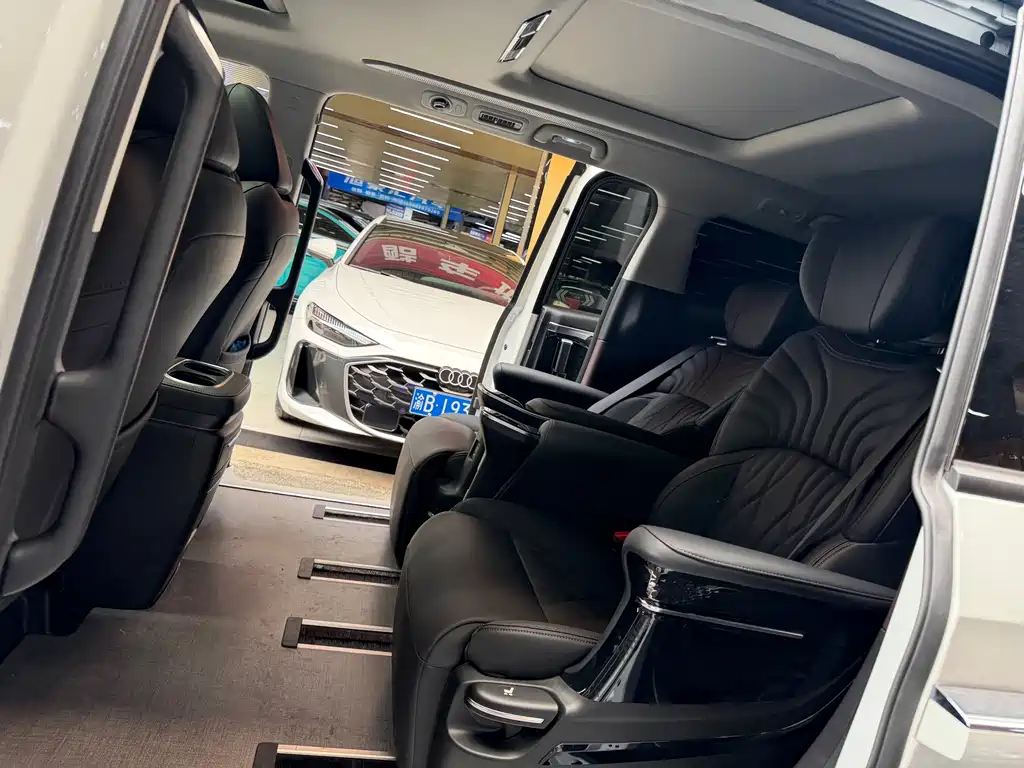 GAC Motor Trumpchi M8 — миниатюра 12