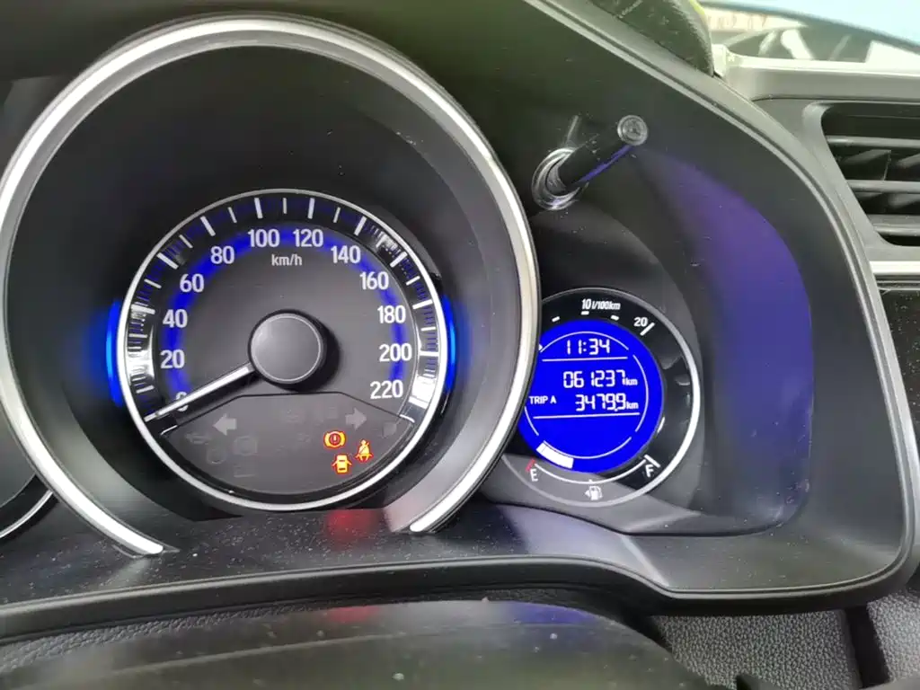 Honda Fit — миниатюра 12