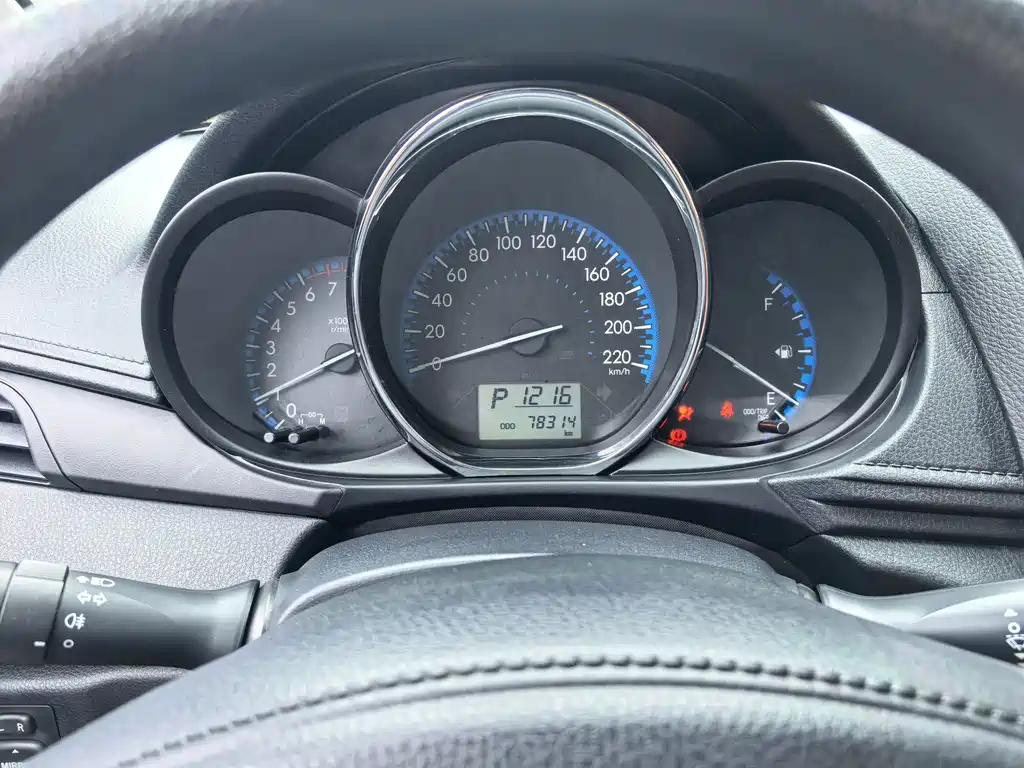 Toyota Vios FS — миниатюра 8