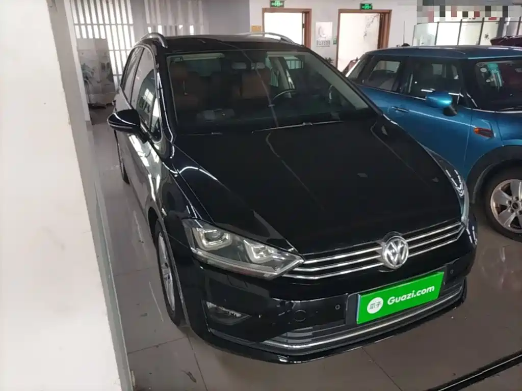 Volkswagen Golf (Import) — миниатюра 4