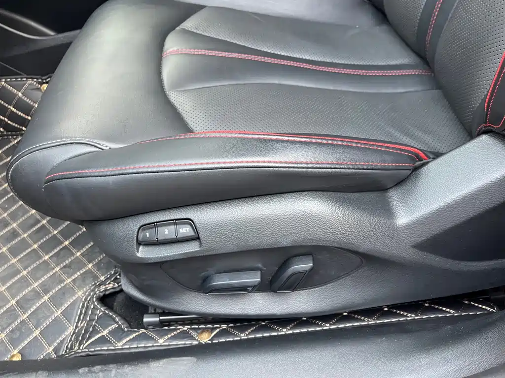 MG MG7 2.0T Auto Trophy+ Extreme Engine Shine World Edition, фото 18
