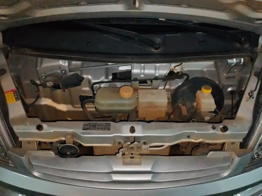 Wuling Rongguang S — миниатюра 10