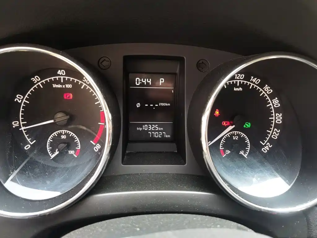 Skoda Yeti — миниатюра 8