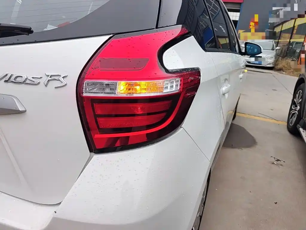 Toyota Vios FS — миниатюра 24