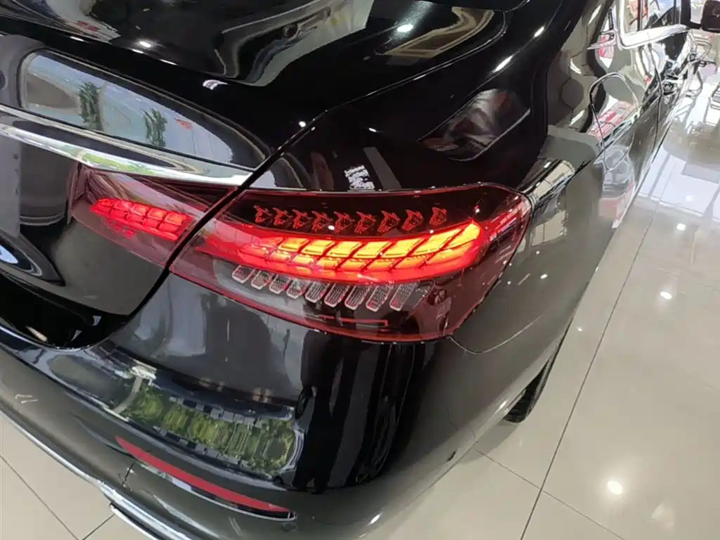 Mercedes-Benz E-Class E 2023 E 300 L Luxury