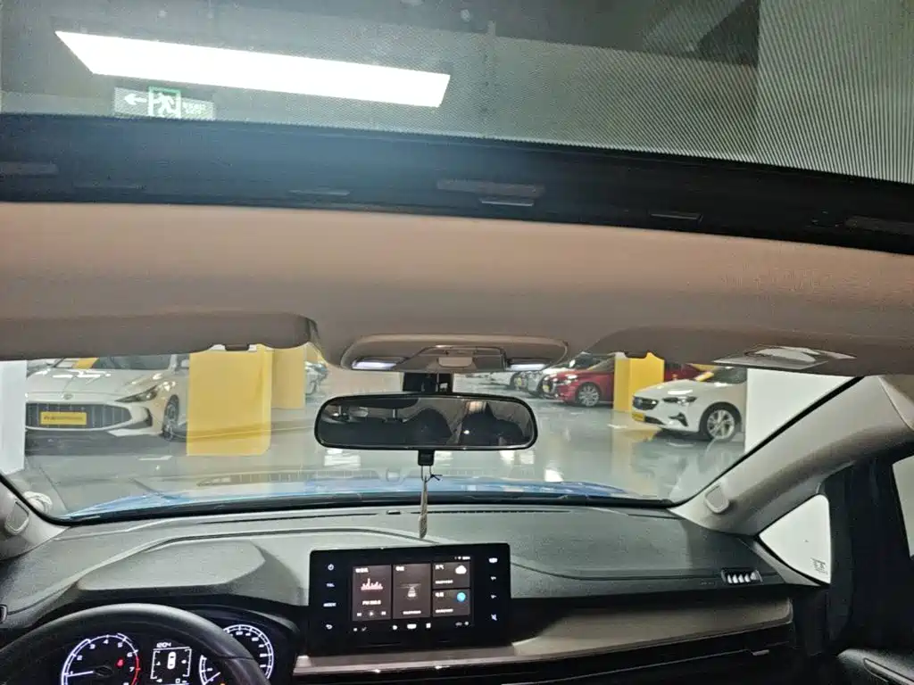 Geely Vision X3 — миниатюра 18