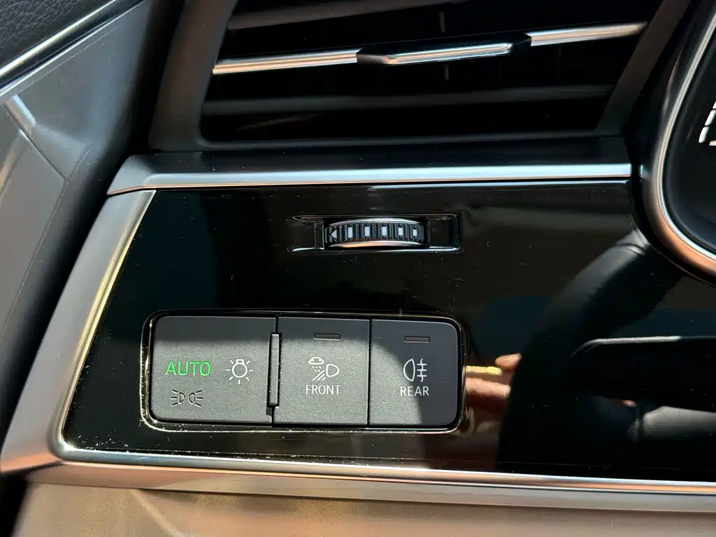 Audi Q7 — миниатюра 17