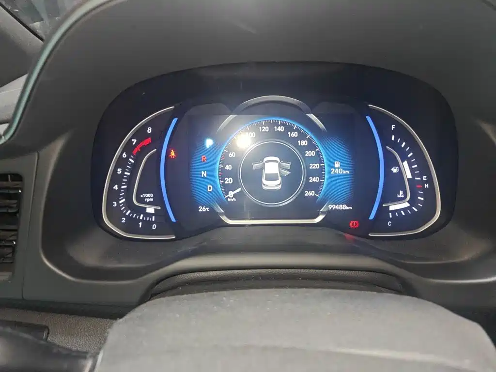 Hyundai Elantra — миниатюра 5