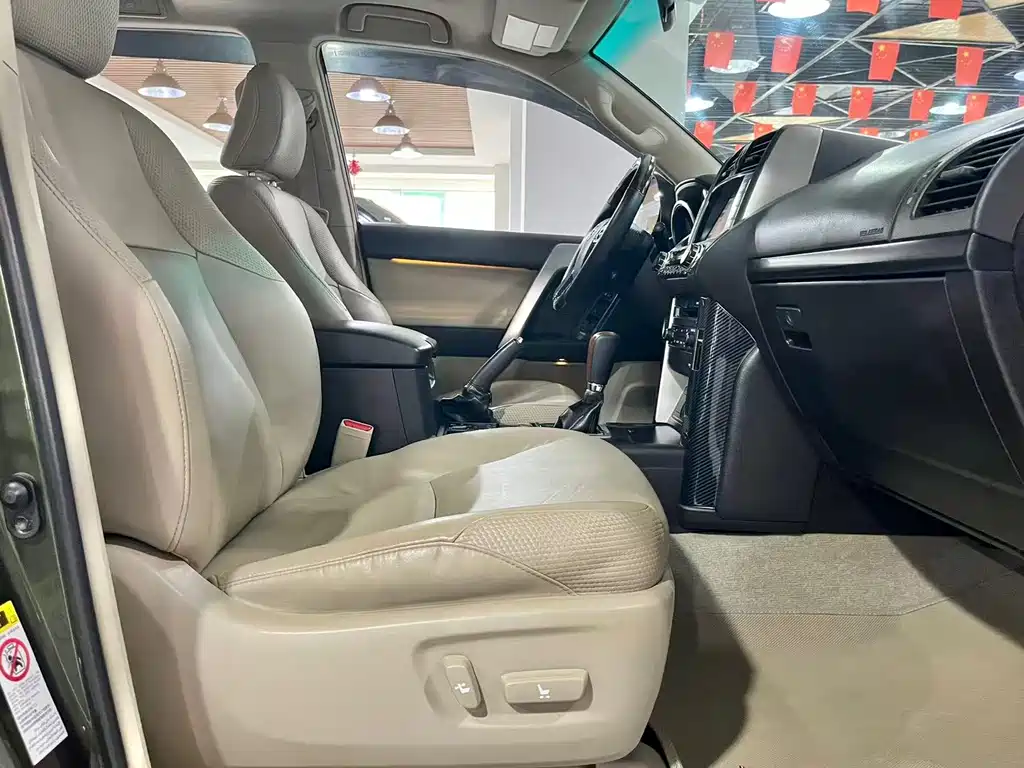 Toyota Prado — миниатюра 14