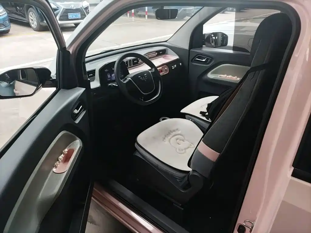 Wuling MINIEV — миниатюра 16