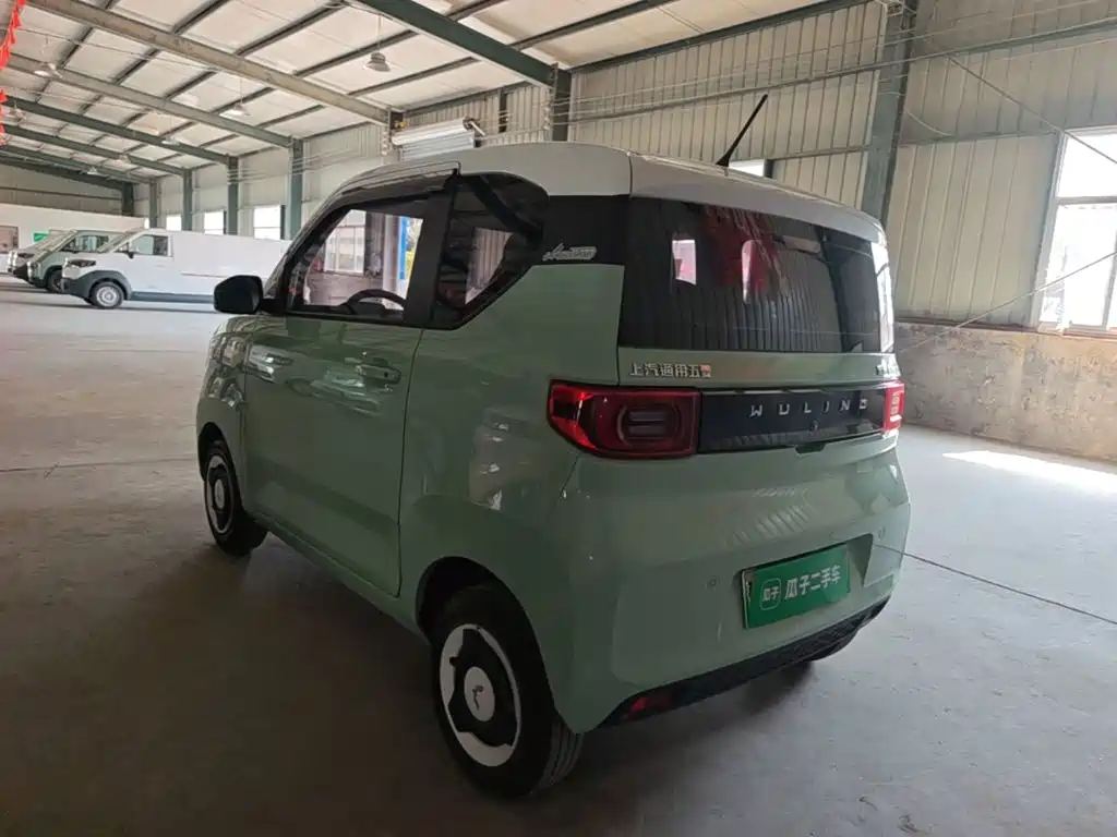 Wuling MINIEV — миниатюра 5