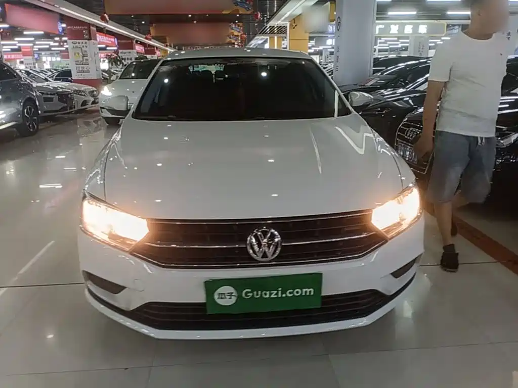 Volkswagen Bora — миниатюра 3