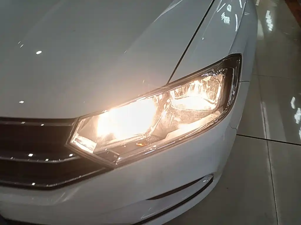 Volkswagen Bora — миниатюра 24
