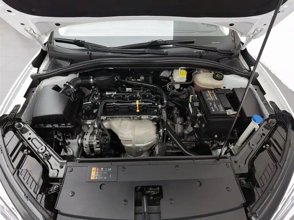 Roewe i5 2021 1.5L MT