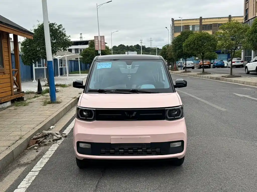 Wuling MINIEV — миниатюра 3