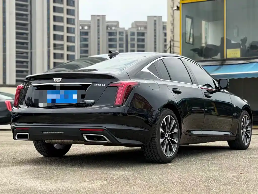 Cadillac CT5 — миниатюра 6