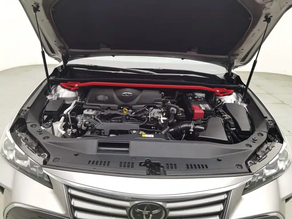 Toyota Avalon — миниатюра 6