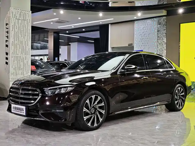 MERCEDES-BENZ  E CLASS 2024