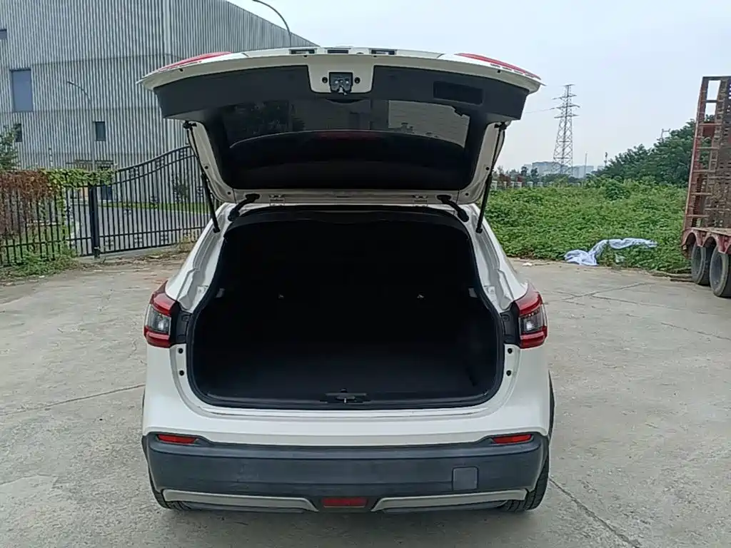 Nissan Qashqai — миниатюра 19